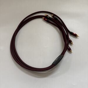 Monster THX Certified Audio Video Cable RCA Male to Male Red‎ Mesh 45"